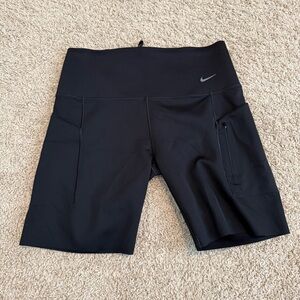 Nike Go Biker Shorts